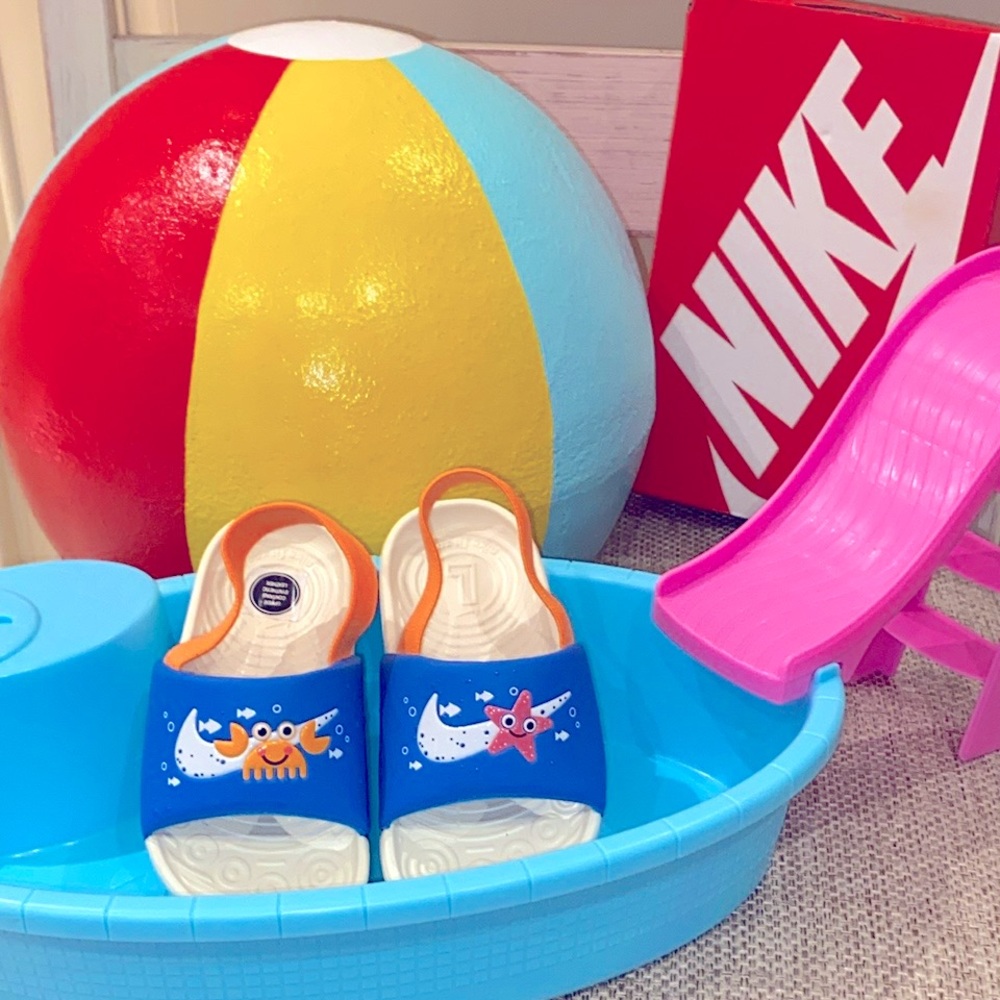 NIKE Kawa Slides Size 7C "Underwater Adventures"